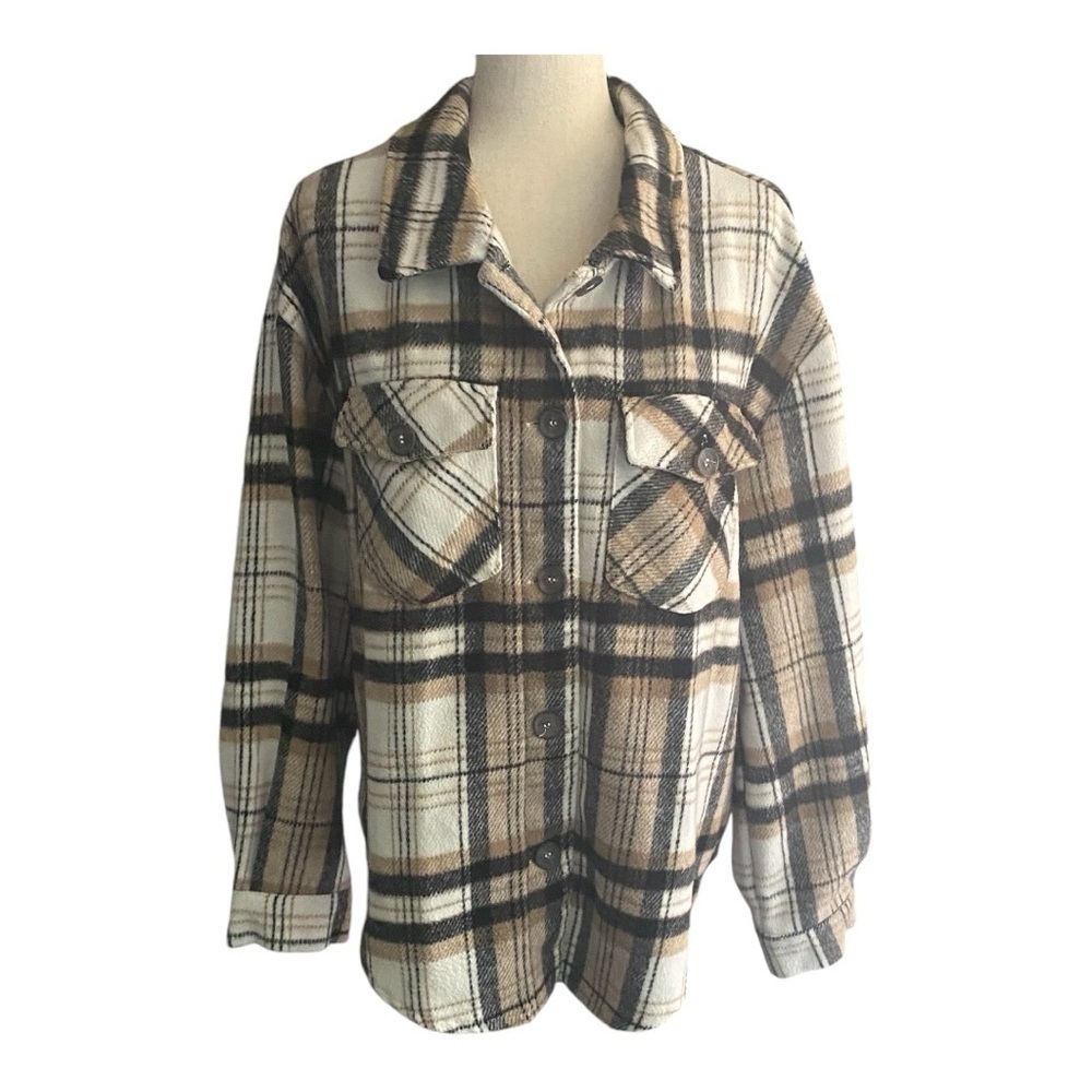 LOVE TREE-FLANNEL SHACKET-SIZE LARGE